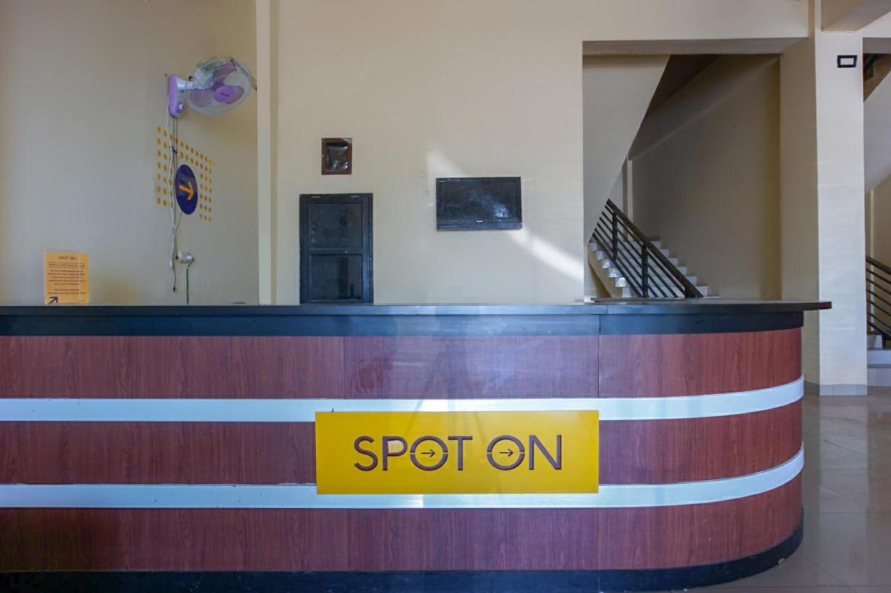 Hotel Oyo 1790 Bintang Makassar