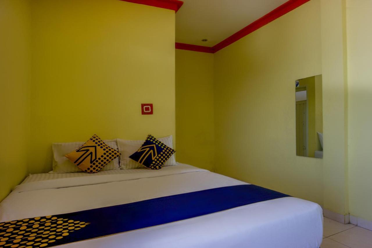 Hotel Oyo 1790 Bintang Makassar